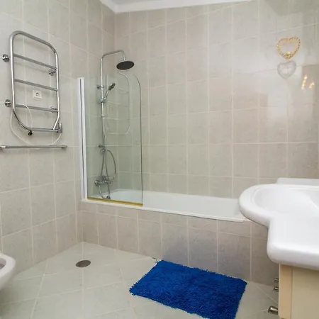 Willa Bliss 450 M2 Luxury Oasis With Saltwater Pool *