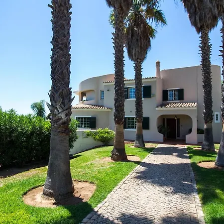 Willa Bliss 450 M2 Luxury Oasis With Saltwater Pool *