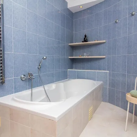 Bliss 450 M2 Luxury Oasis With Saltwater Pool Willa